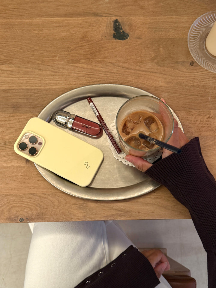 iPhone 14 Cover - Butter Yellow