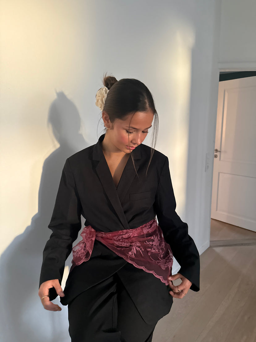 Aida Lace Scarf - Plum