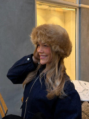 Agnete Shearling Hat - Beige
