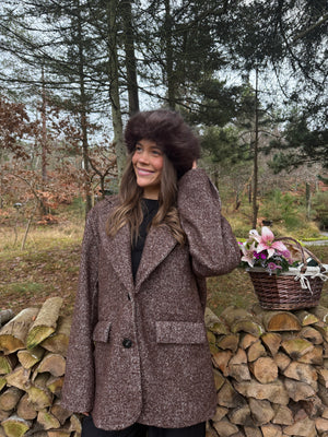 Agnete Shearling Hat - Dark Brown
