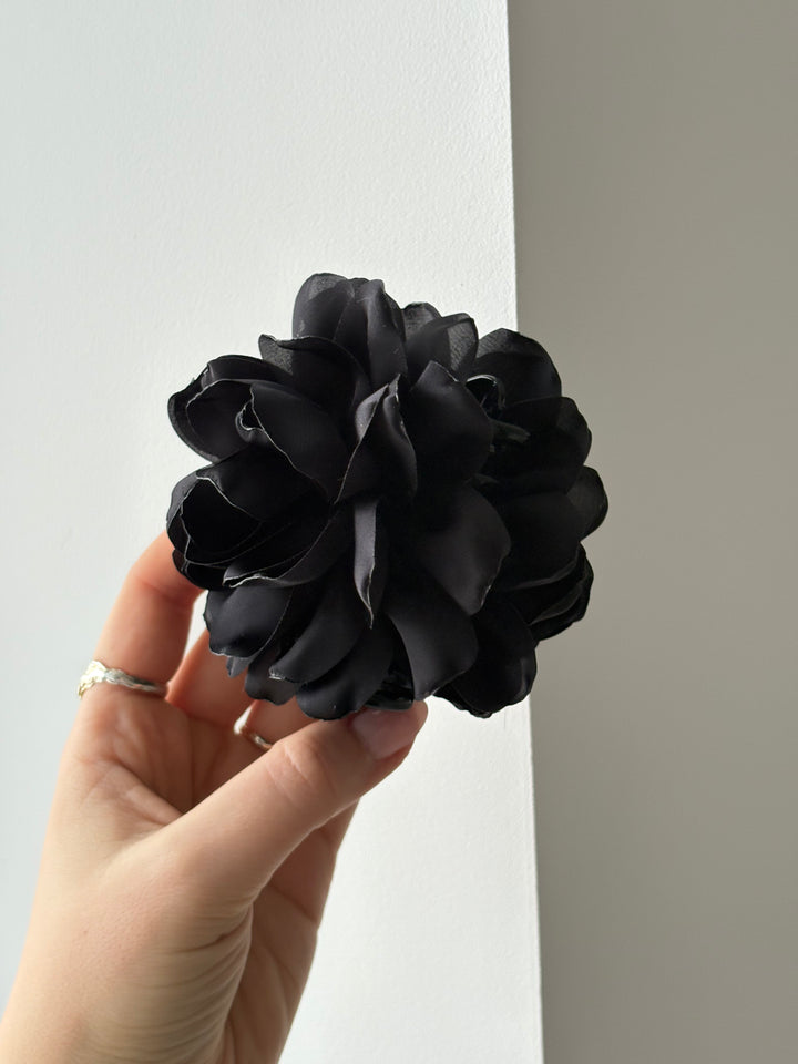 Flower Hairclip - Black