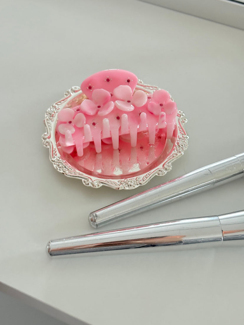 Ellen Flower Hairclip - Light Pink